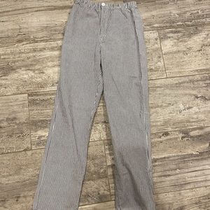 brandy pants💙🤍